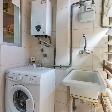 Invalencia - Yecla Flat 4 Bdrm & 2 Wc With Terrace *