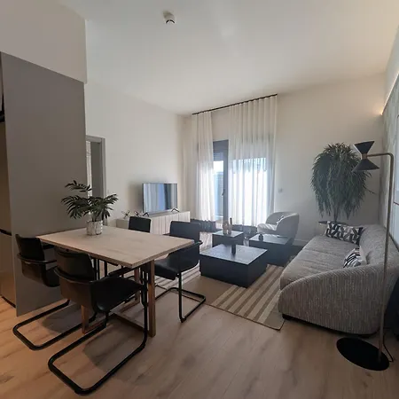 Port Corporate Living Apartment *