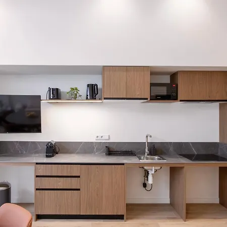 Boutique - One Tower