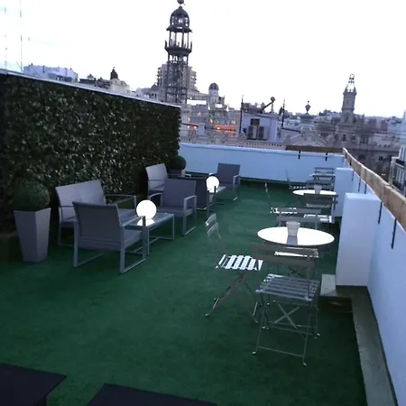 Sweet Continental Hotel 2*