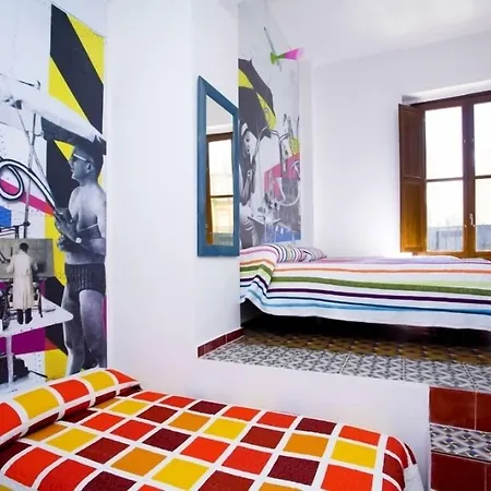 Youth By Feetup Hostel Valencia