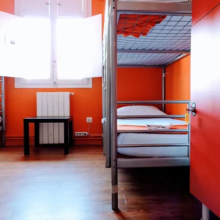 Feetup Backpackers * Valencia