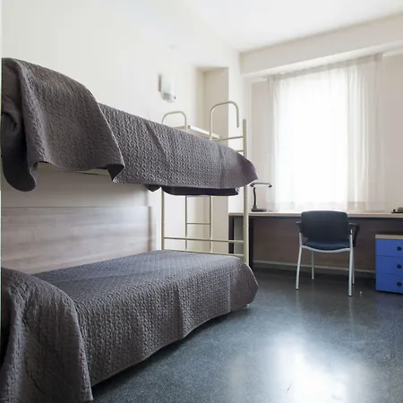 Residencia Universitaria Resa Damia Bonet * Valencia