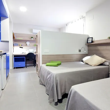 Residencia Universitaria Resa La Concepcion ホステル