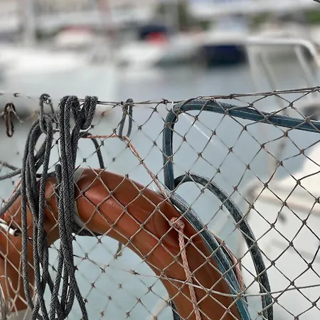 Exclusive Unique Experience On A Sailboat Year Round Tnina Πλωτό κατάλυμα Βαλένθια