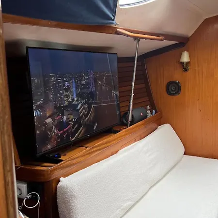 Exclusive Unique Experience On A Sailboat Year Round Tnina Πλωτό κατάλυμα