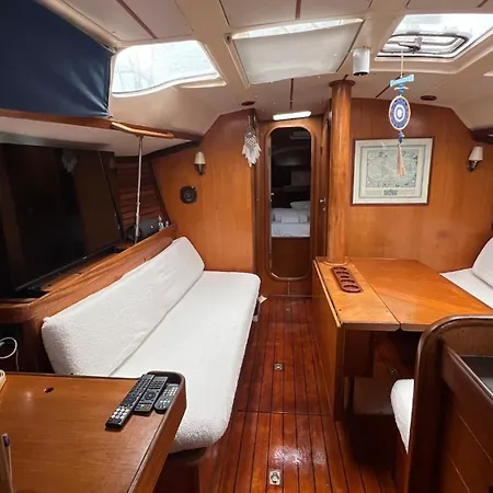 Exclusive Unique Experience On A Sailboat Year Round Tnina