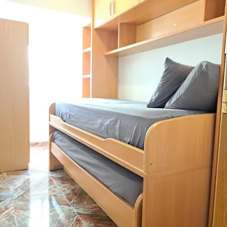 En Un Piso Compartido דירה ולנסיה