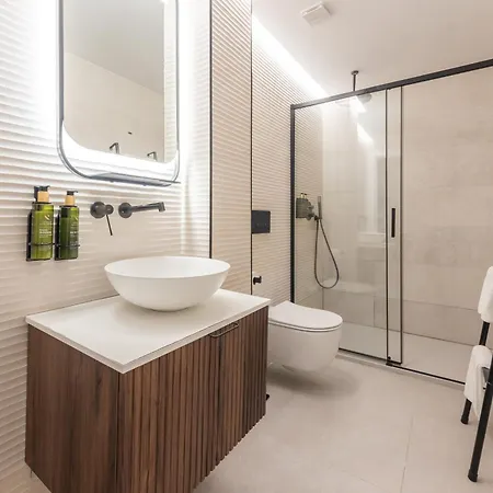 Guastavino By Alma Valencia