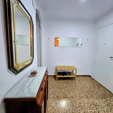 Con Bano, Salon Y Cocina Privados * Valencia