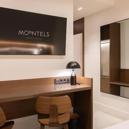 Moontels Colon فندق فالنسيا