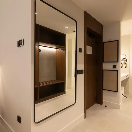 Moontels Colon * فالنسيا