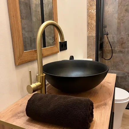 Acogedor Frente A Plaza De La Iglesia Apartamento Valência