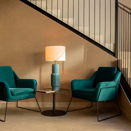 Aparthotel Ramirez Flats 4*