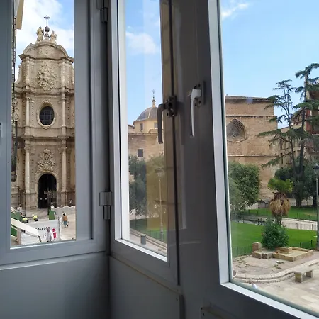 Pensjonat Flats Friends Plaza De La Reina 4*