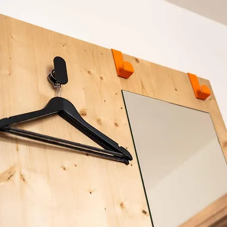 Easyhotel Ciutat Vella Szálloda 2*