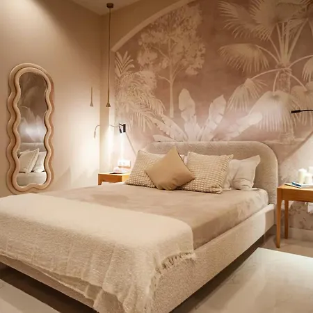 Era Deluxe Oasis 1 Near The