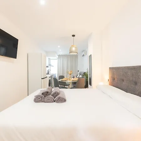 Deluxe - Ii * Valencia