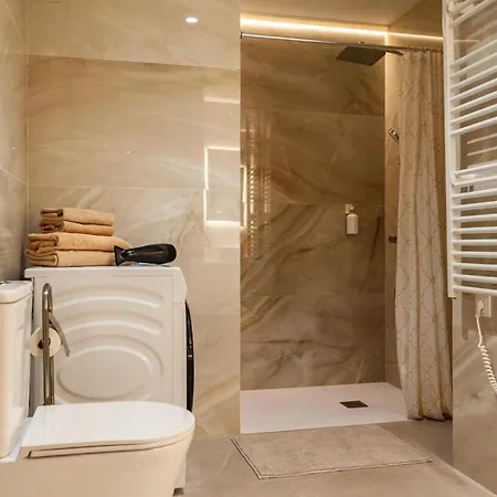 Daire Era Deluxe Near The Of