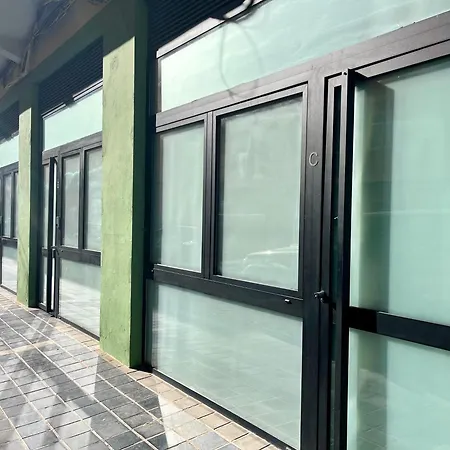 Apartman Osito Hub - Esteban Ballester *