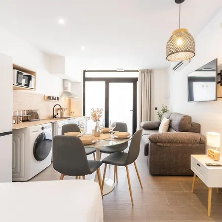 Deluxe - Ii * Valencia