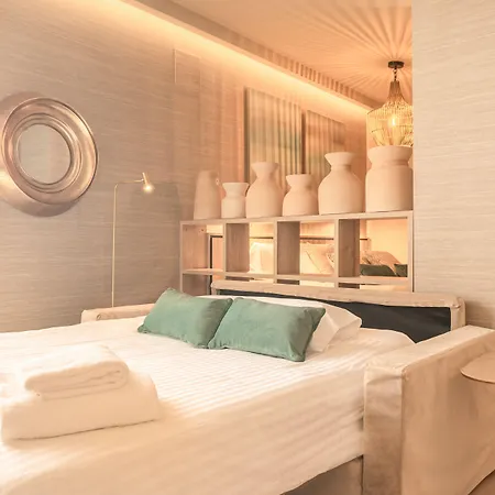 The Valentia Corretgeria Otel