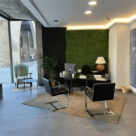 Atarazanas Otel