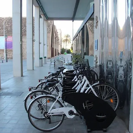 Atarazanas Otel 4*