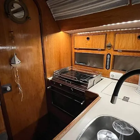 Unique Experience In Sailboat! In The 4 Seasons!! B Shi Valencia