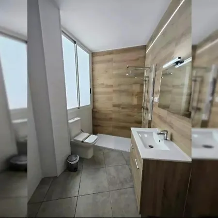 Ruzafa Market 3c * Valencia