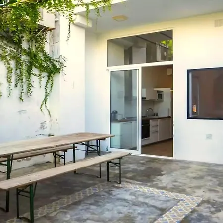 House Near W-terrace Apartment *