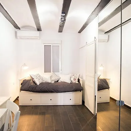 Window To Market * Walencja