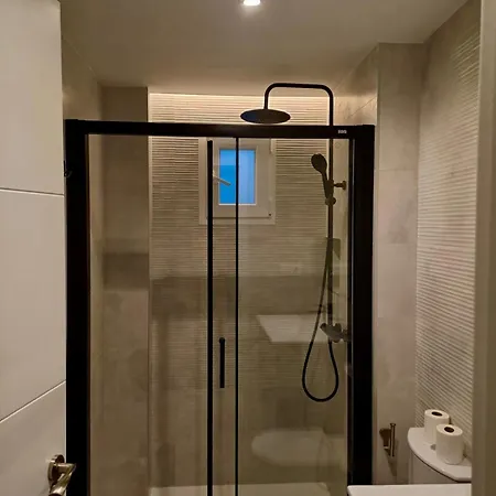 Amazing Bright And Recently Remodeled Apartment *