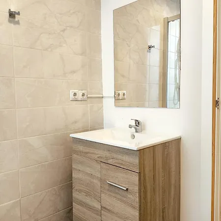 شقة Cozy Ground Floor