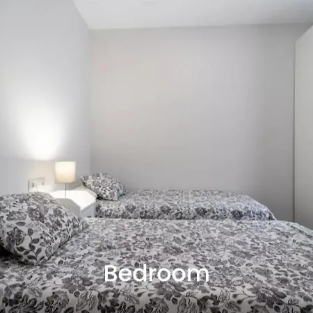 New! Designer In Center With Fast Wi-fi * Valensiya