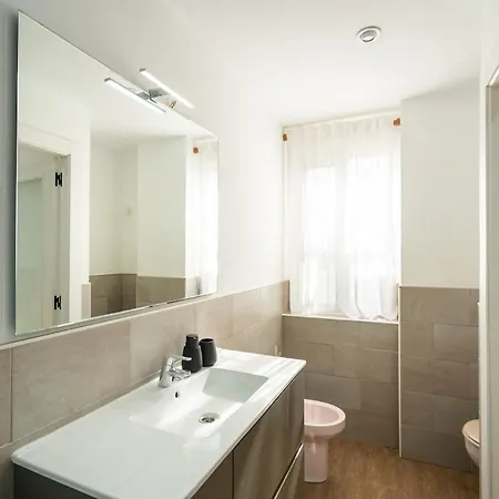 Chillout Area 2br 4p Relax Fast Wifi Pet Friendly