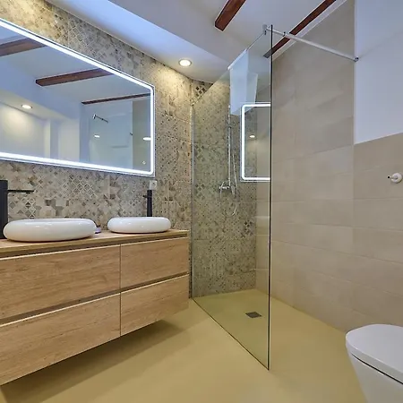 Alberic Waves * Valence