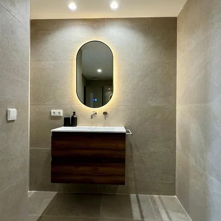 Boutique - Plaza Tower *