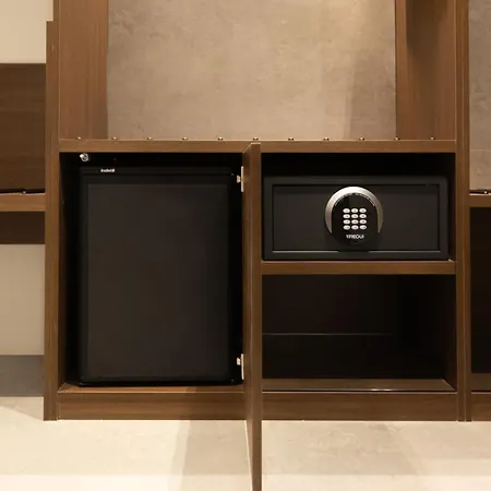 Moontels Colon فندق *