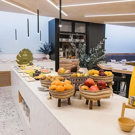 Novotel Lavant Hotell 4*