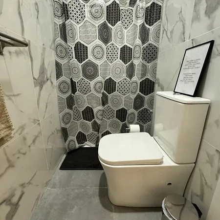 Privada Con Bano Privado Ii *