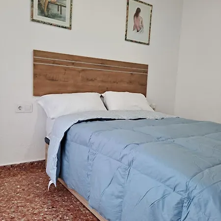 Comfortable In The Feria 2 Area Апартаменты Валенсия