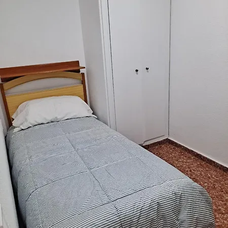 Апартаменты Comfortable In The Feria 2 Area *