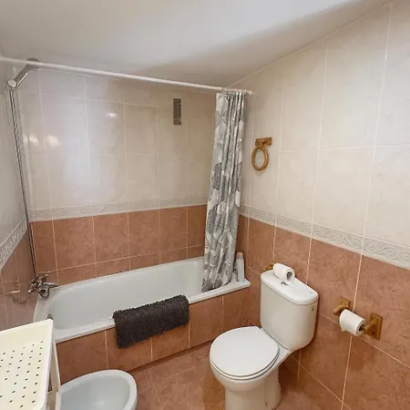 Cortes - Pool Paddle Tennis Court And Gym *