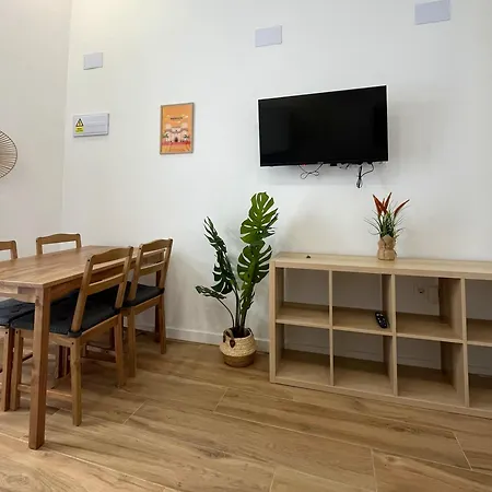 Urban Loft Benicalap דירה