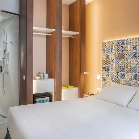 Axel - Adults Only Otel