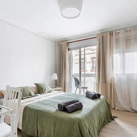 Big At With Terrace Apartament