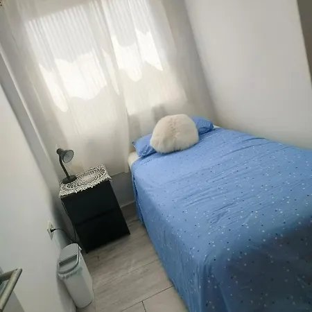 Pansiyon Cerca A Ciudad De Artes Y Ciencias