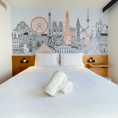 Szálloda Easyhotel Ciutat Vella