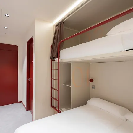 Hostel Camila Βαλένθια